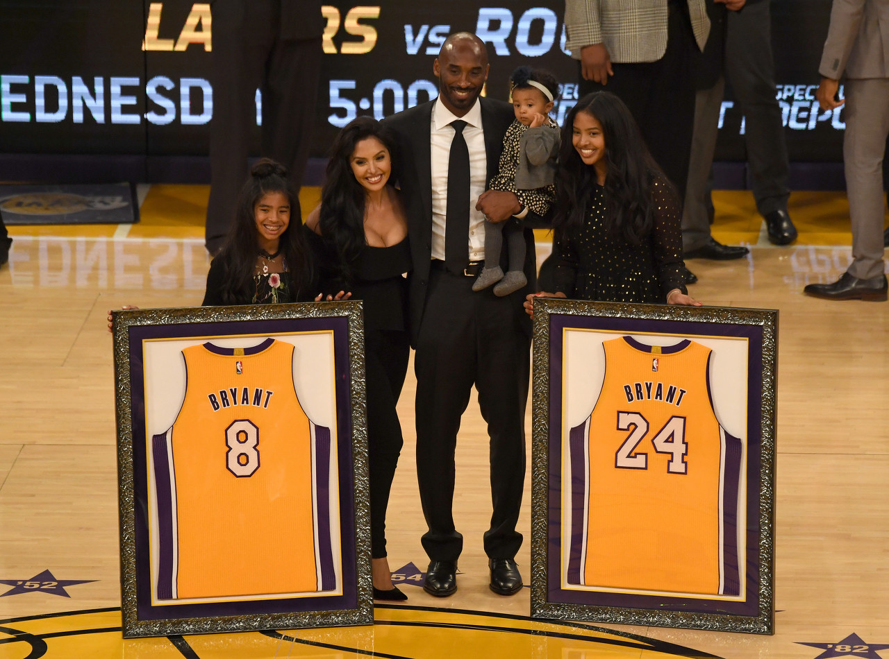 字母哥无疑 字母哥无疑